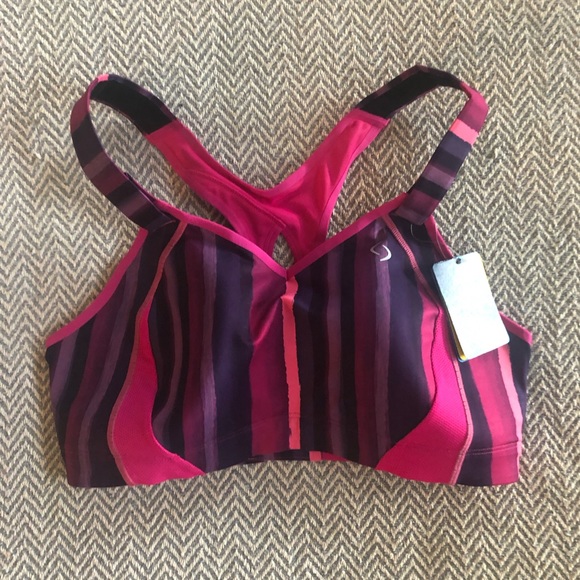 Moving Comfort Other - NWT Brooks Moving Comfort Juno Bra